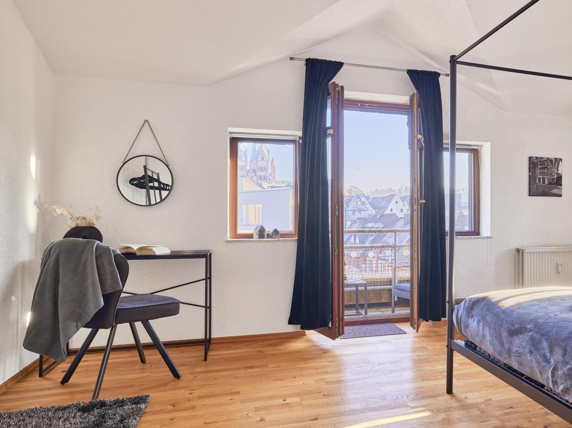 Traumferienwohnung Domblick I Parkplatz Inklusive I Zentral Gelegen I Altstadtnaehe I Netflix Лімбург-ан-дер-Лан Екстер'єр фото